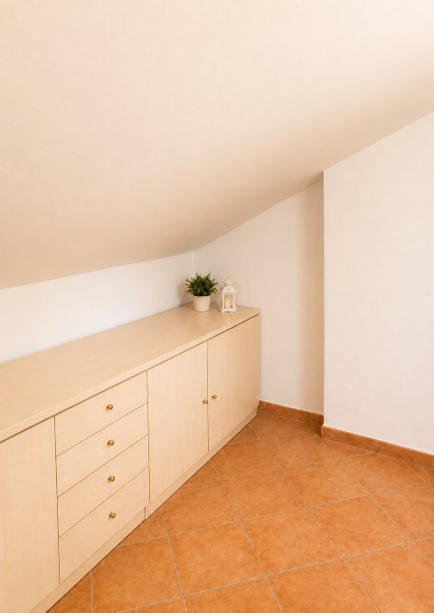 Rovinj – Zařízený dvojbyt 76 m² + 2 garáže (23 m²) – K PRODEJI MAJITELEM (0% AGENTURNÍ PROVIZE) — foto 12