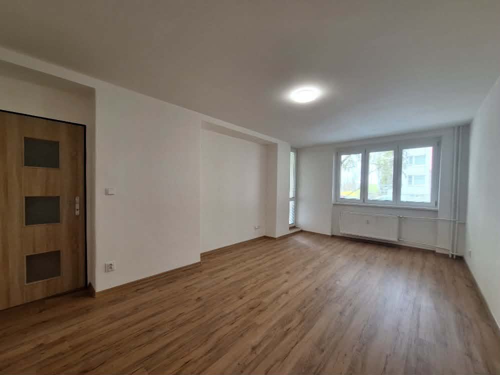 Prodej zrekonstruovaného družstevního bytu 3+1, Český brod  — foto 4