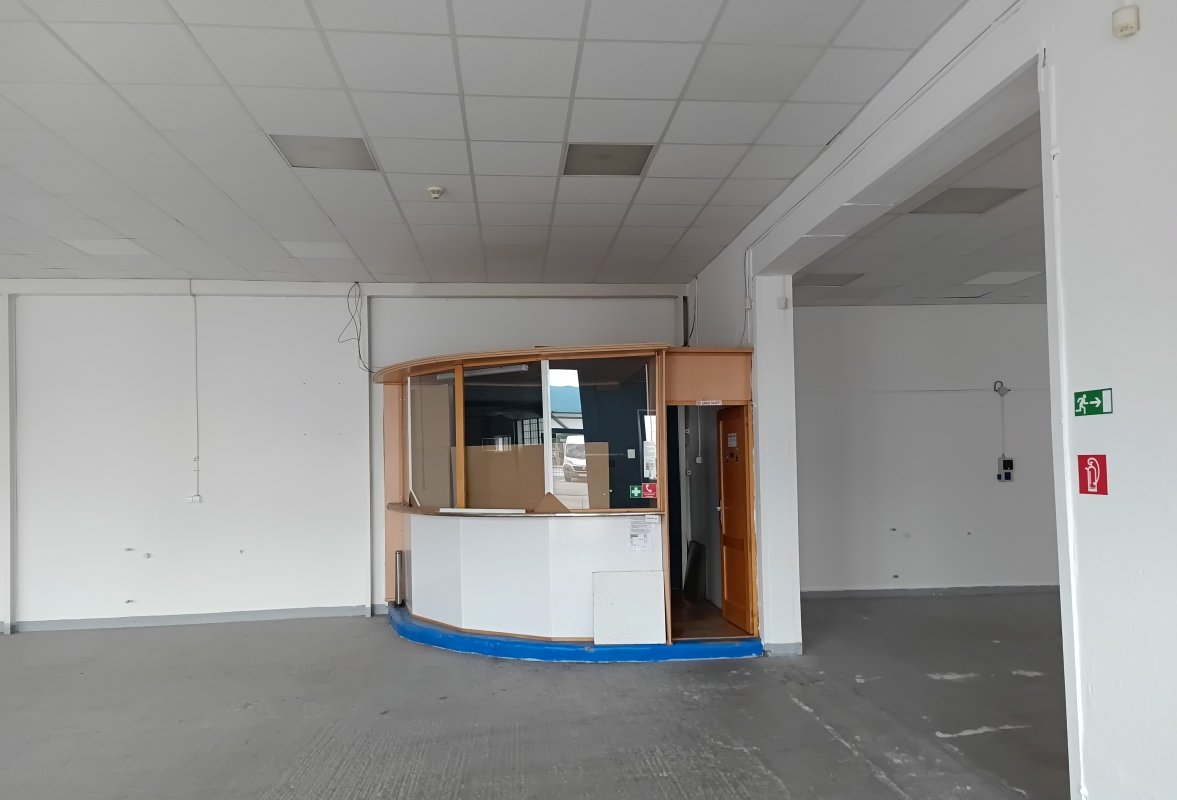 PRENÁJOM - POLYFUNKČNÝ OBJEKT / BUDOVA - NECPALSKÁ CESTA 34 B – PRIEVIDZA — foto 16