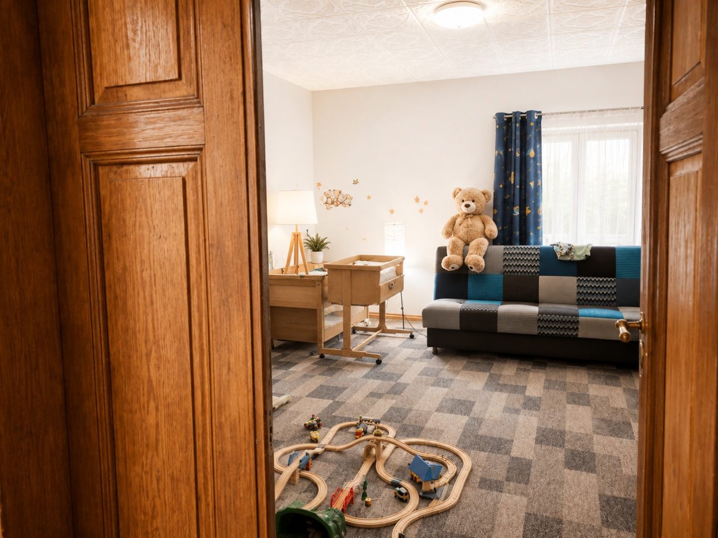Prodej vícegeneračního domu, 242m2, sklep, 2 patra +podkroví — foto 12