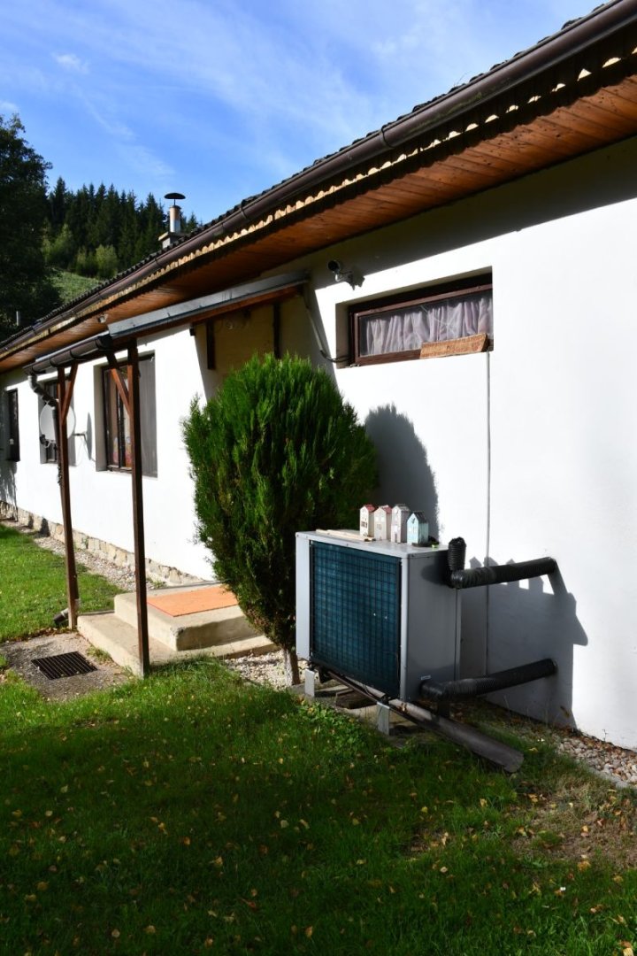 Rekreační středisko v Chřenovicích přímo u řeky  — foto 2