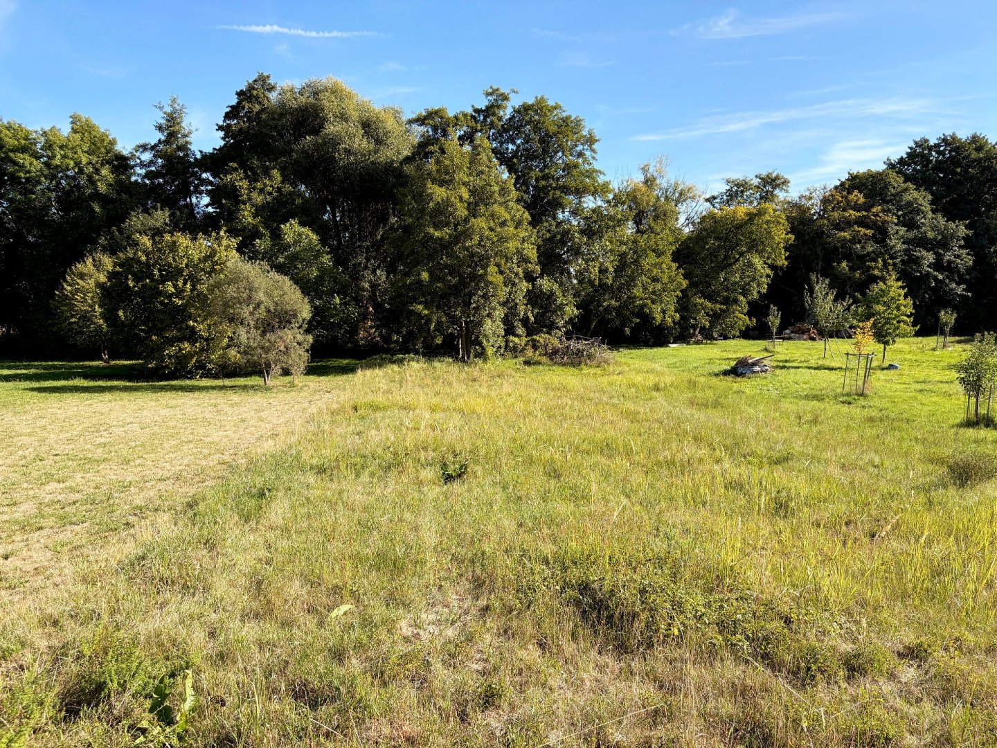 stavebný pozemok v intraviláne so stavebným povolením (A) - 602 m2 — foto 4