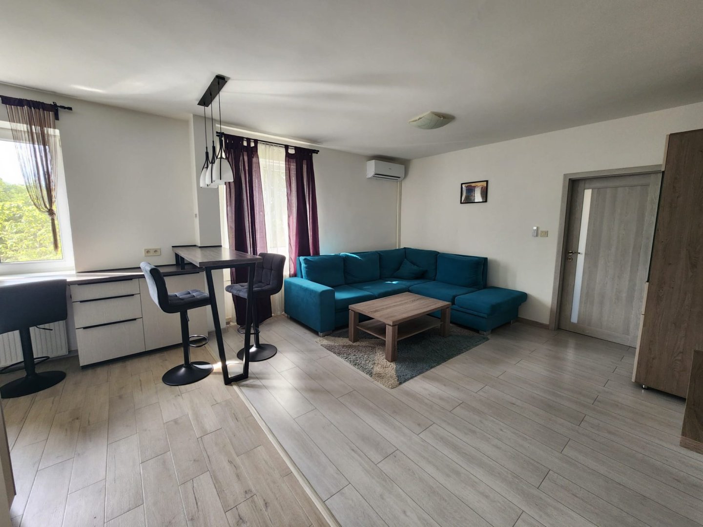 NA PREDAJ 2-izbový byt pri OC Central pre tých, ktorí majú radi pokoj — foto 1