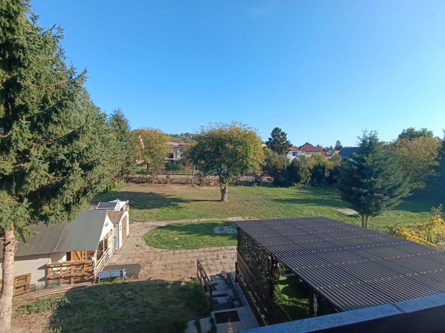 Atypická nemovitost v Čerčanech s rozsáhlým pozemkem 2479 m² — foto 3