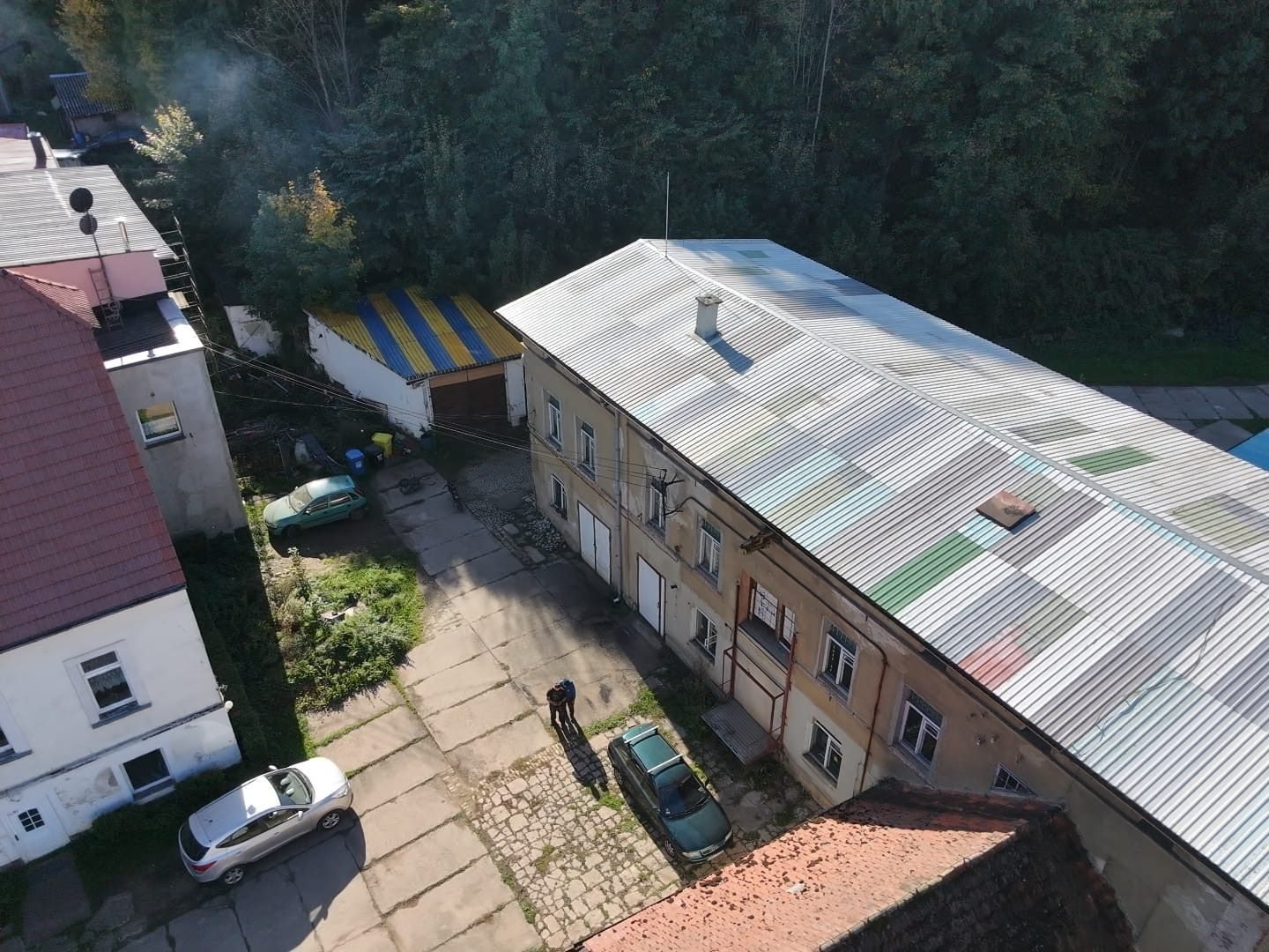 Bývalý výrobní areál s halami, obytnou částí a rozsáhlým pozemkem Lokalita: Mieroszów, Dolnoslezské  — foto 3