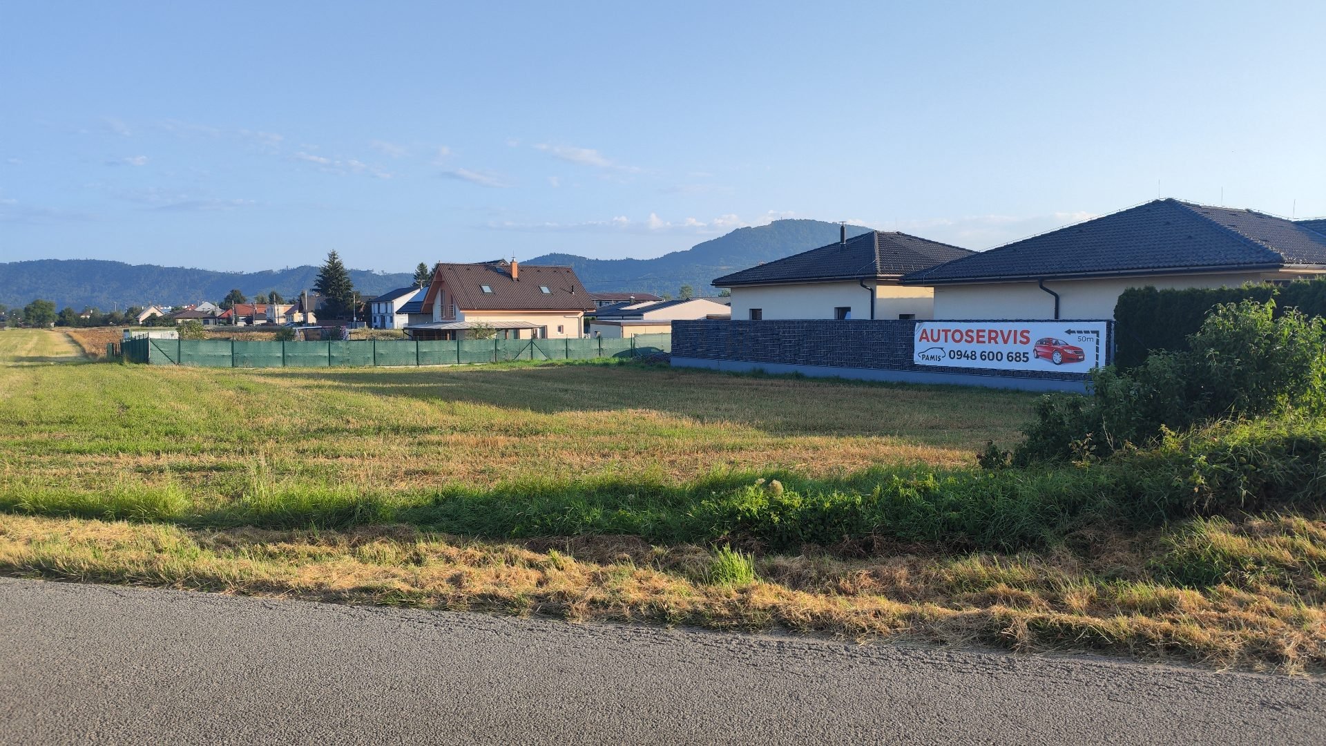 Ponúkam na predaj pozemok vo výmere 794 m2 v obci Mojš — foto 2