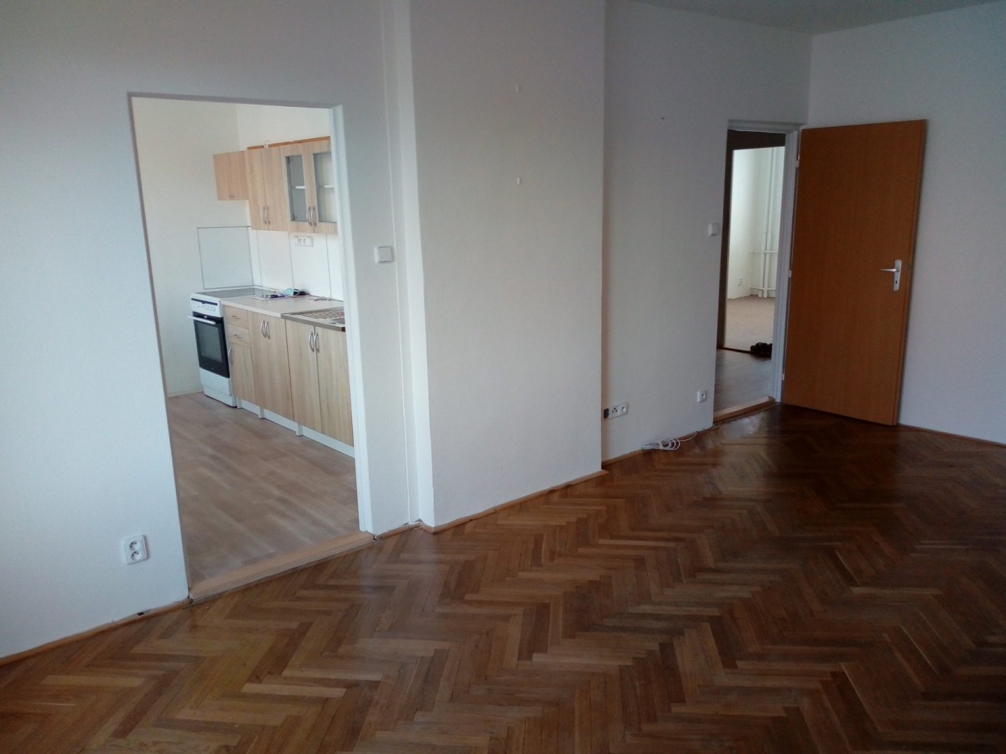 Pronájem bytu 2+1 56 m2, Velké Karlovice  — foto 5