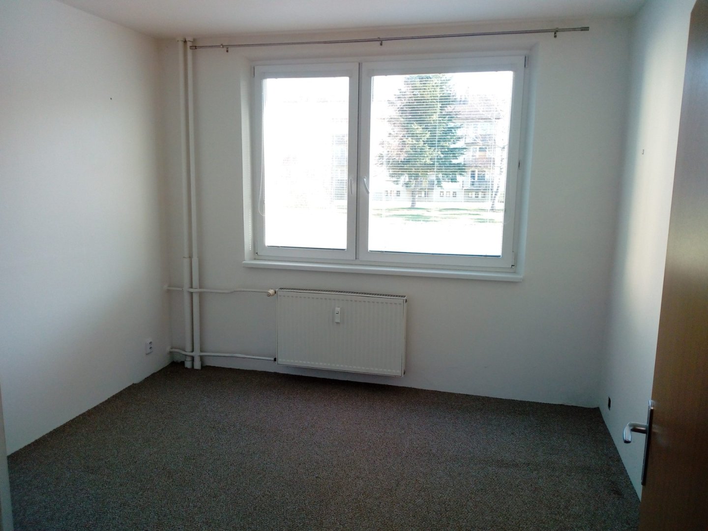Pronájem bytu 2+1 56 m2, Velké Karlovice  — foto 9
