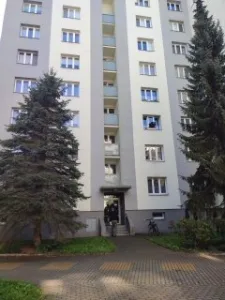Prodám byt 1+1, 36 m2, Pardubice, Na Drážce 1563, lodžie, sklep, parkování, výtah.