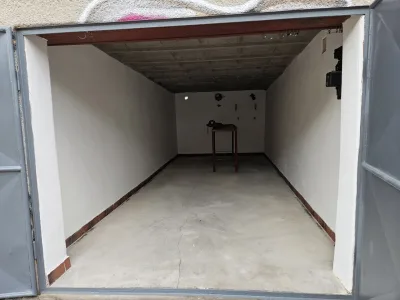 Zděná garáž 