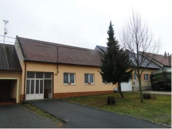 RD Bánov, 4+kk, 2+1, užit. pl. 243,99 m2, poz. o vým. 2.180 m2   