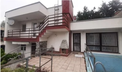 Rodinný dom radový, 6izbový v Lamači,  pozemok 682 m²