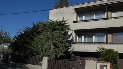 Rodinný dům (polovina dvojdomu) 5+kk se zahradou v klidné části Rudolfova u Českých Budějovic