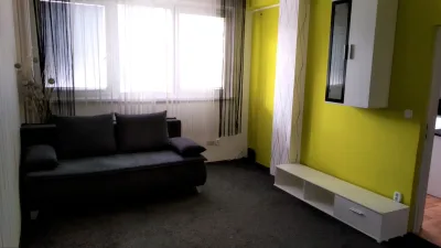 Pronájem bytu 1+1 42m². Praha 4 - Sídliště Písnice