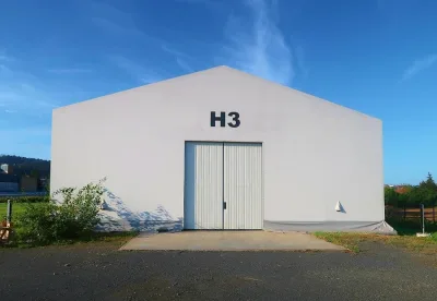 Nájem studené haly 480 m2, Exit D5, KRÁLŮV DVŮR (Beroun)