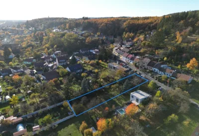 Stavební pozemek s výbornou dostupností do Brna a Vyškova